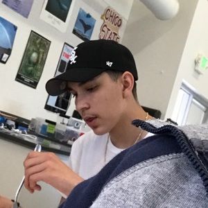 Meet your Posher, Joel